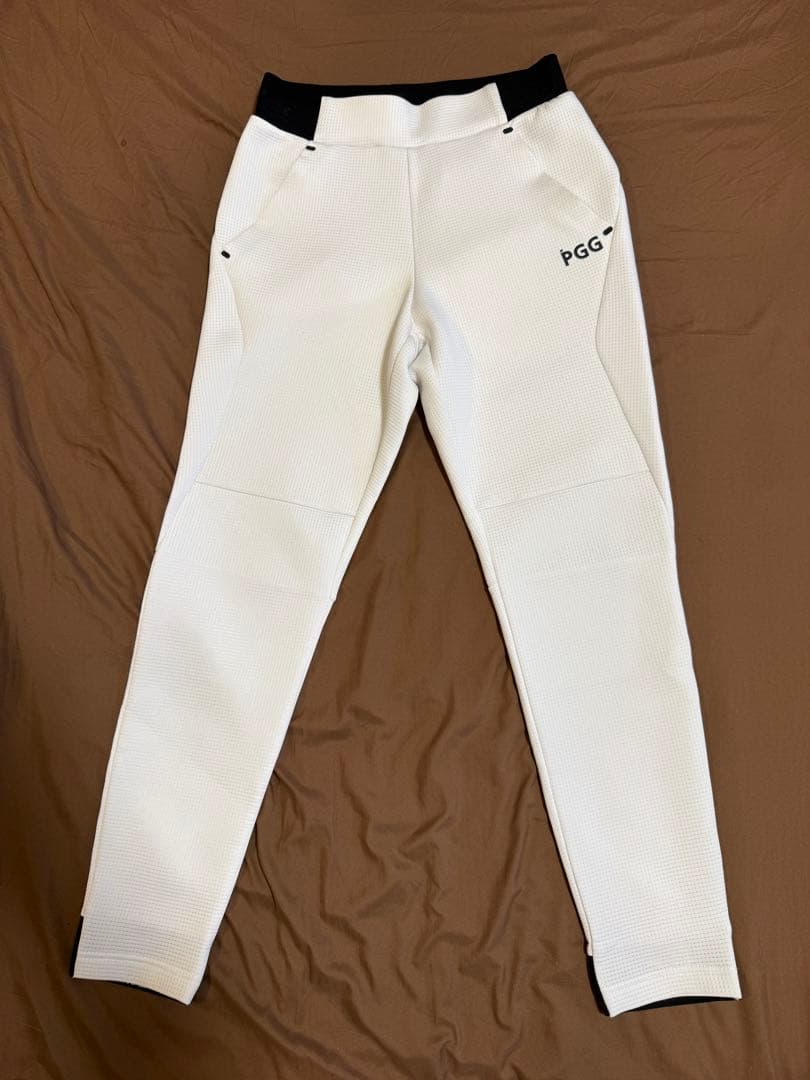 PGG ホワイト フルジップジャケットとパンツ　セットアップ