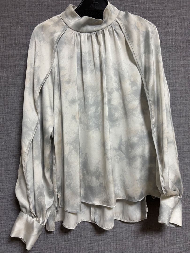 Perfume closet ブラウス Flow【Gray】