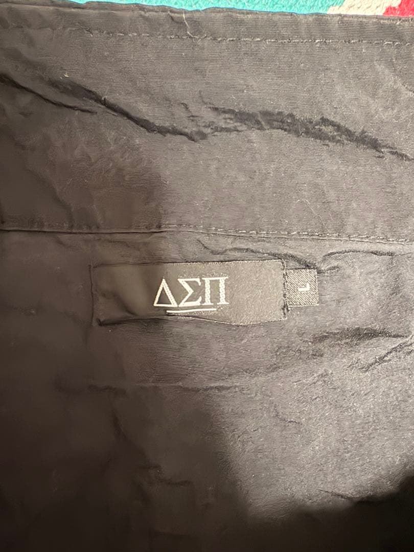 Diaspora skateboardsナイロンジャケット（Cosa着用）