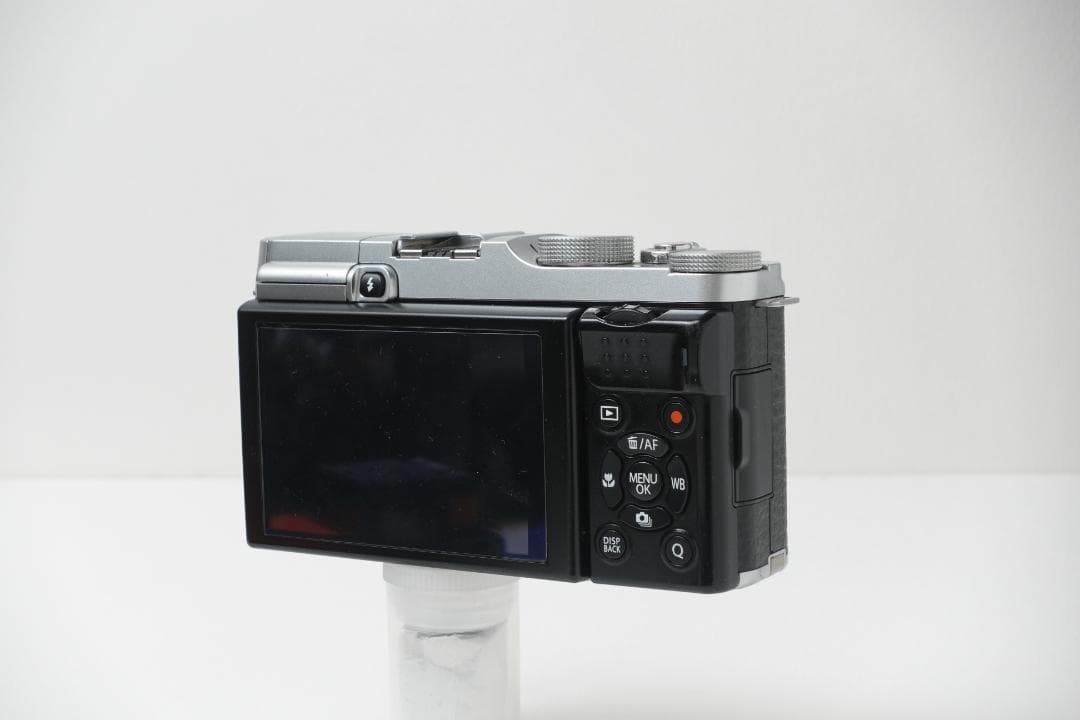 デジタルカメラ Fujifilm X-A1 + TTArtisan 27mm f/2.8