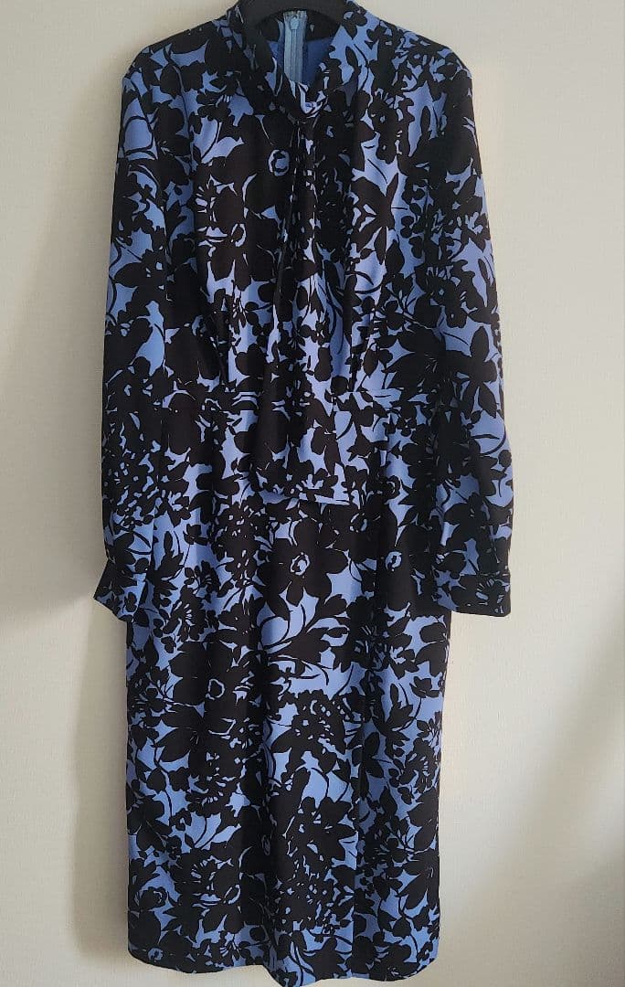 Pinky&Dianne フラワープリントワンピース