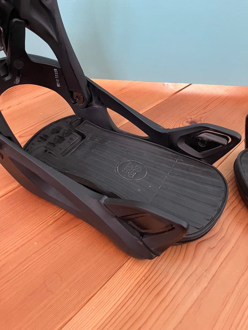 M*o様 21-22 BURTON STEP ON women's Mサイズ　ス