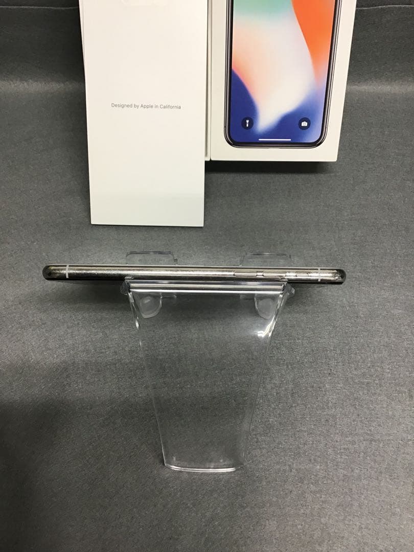 美品 国内版 SIMフリーiPhoneX　64GB シルバー色