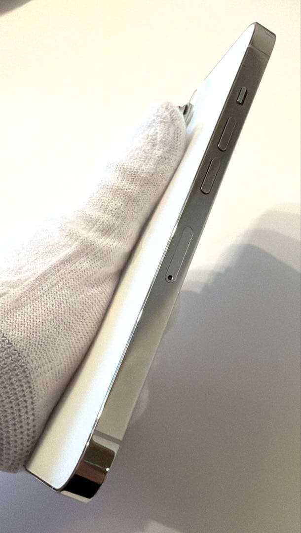 Apple iPhone 13 Pro 256GB 本体 シルバー 箱袋あり