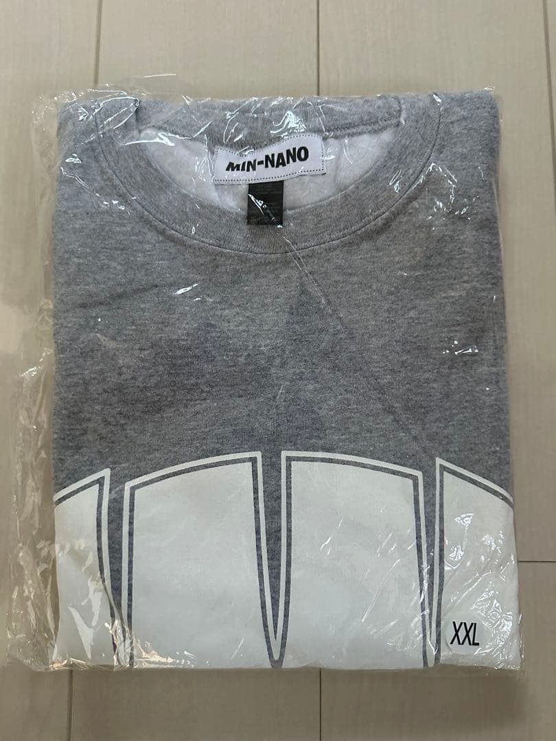MINNANO WAKE Logo Crewneck SW グレー XXL