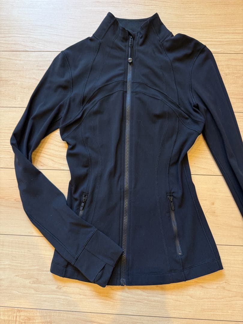 Lululemon defineジャケット サイズ4