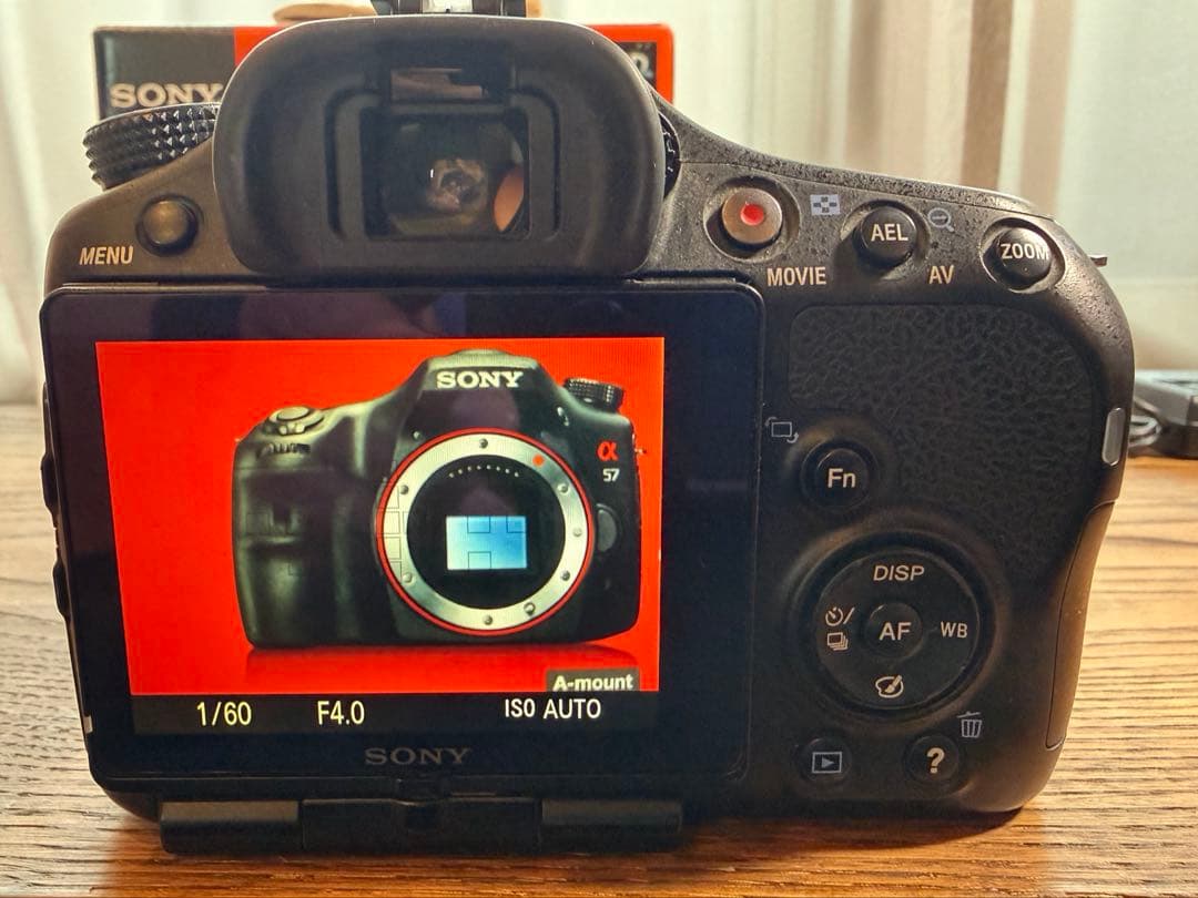SONY α57 デジタル一眼レフカメラ ダブルズームレンズ付き