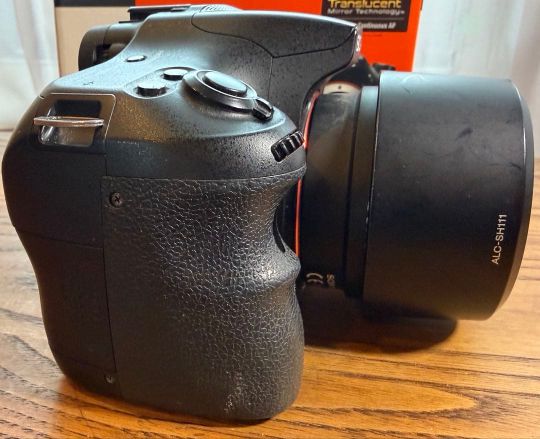 SONY α57 デジタル一眼レフカメラ ダブルズームレンズ付き