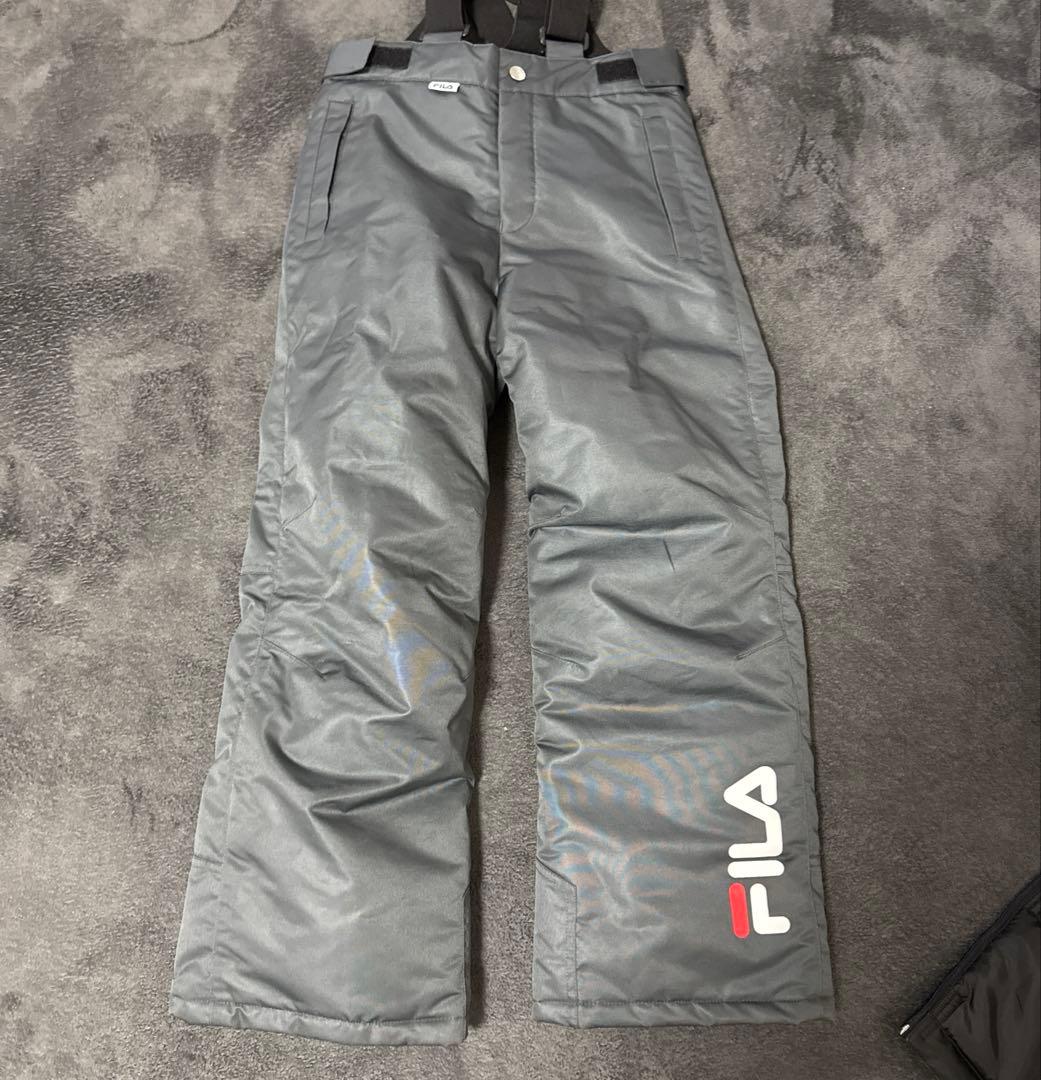 新品★ フィラ　ジュニア スノーウエア　140センチ