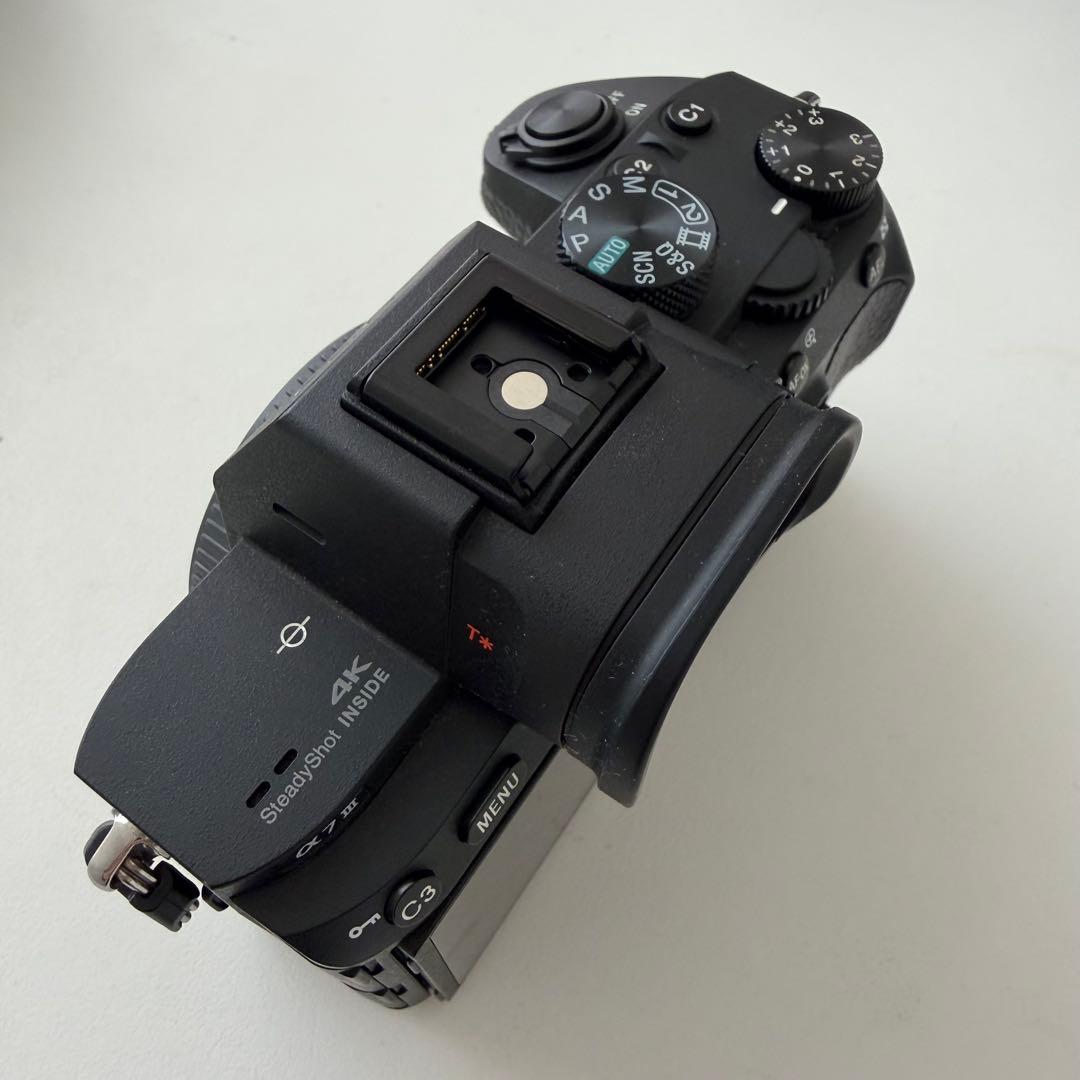 【美品】SONYデジタル一眼カメラα7 III レンズキット ILCE-7M3K