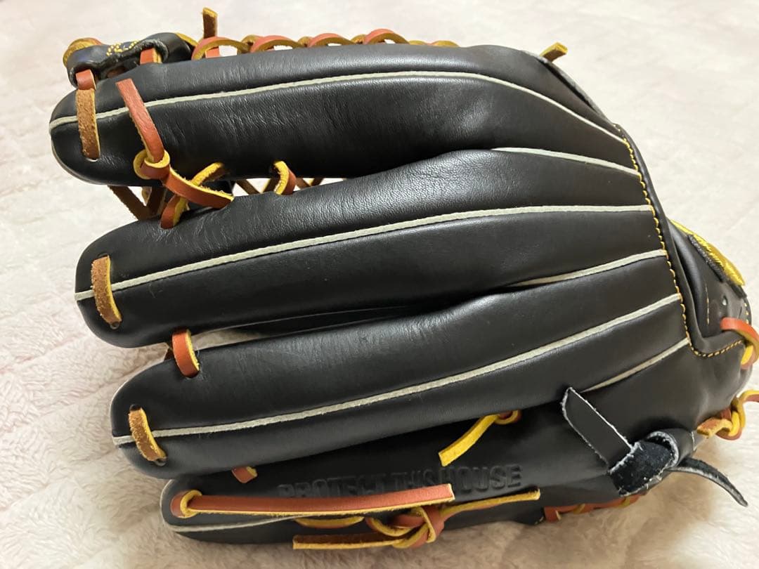 Under Armour 軟式グローブ ブラック