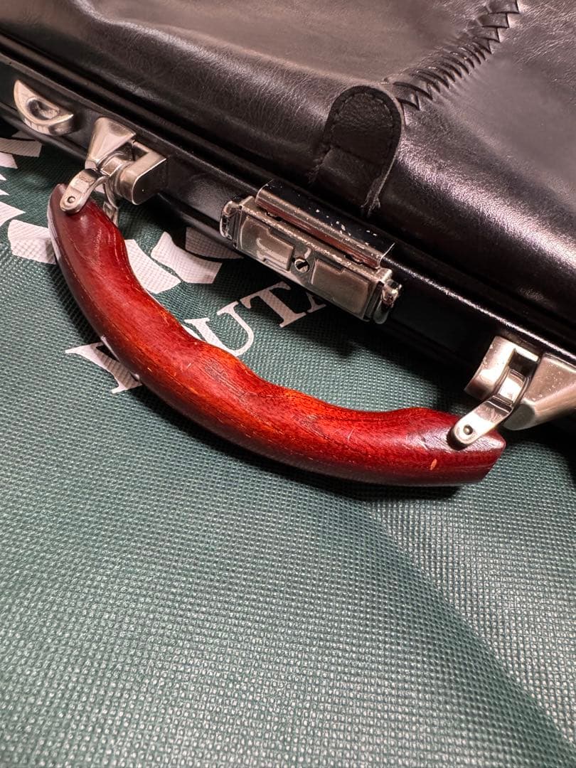 YOUTA ダレスバッグ