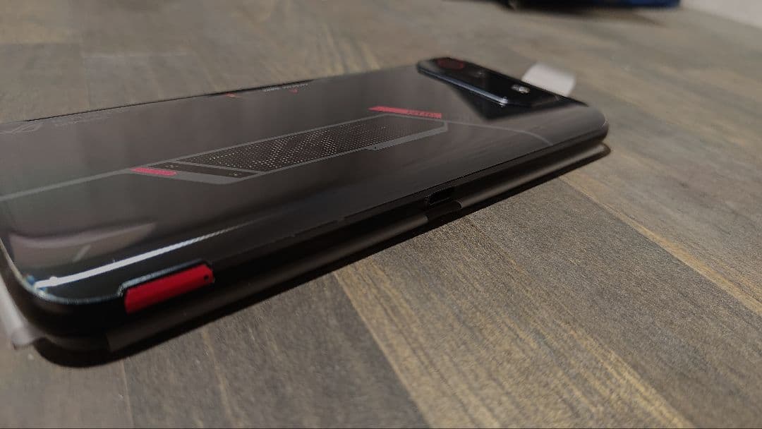 【Nguyen cuc】ASUS　ROG Phone 6