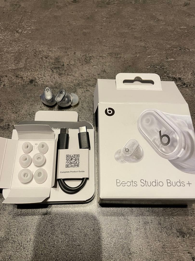 Beats Studio Buds + イヤホン