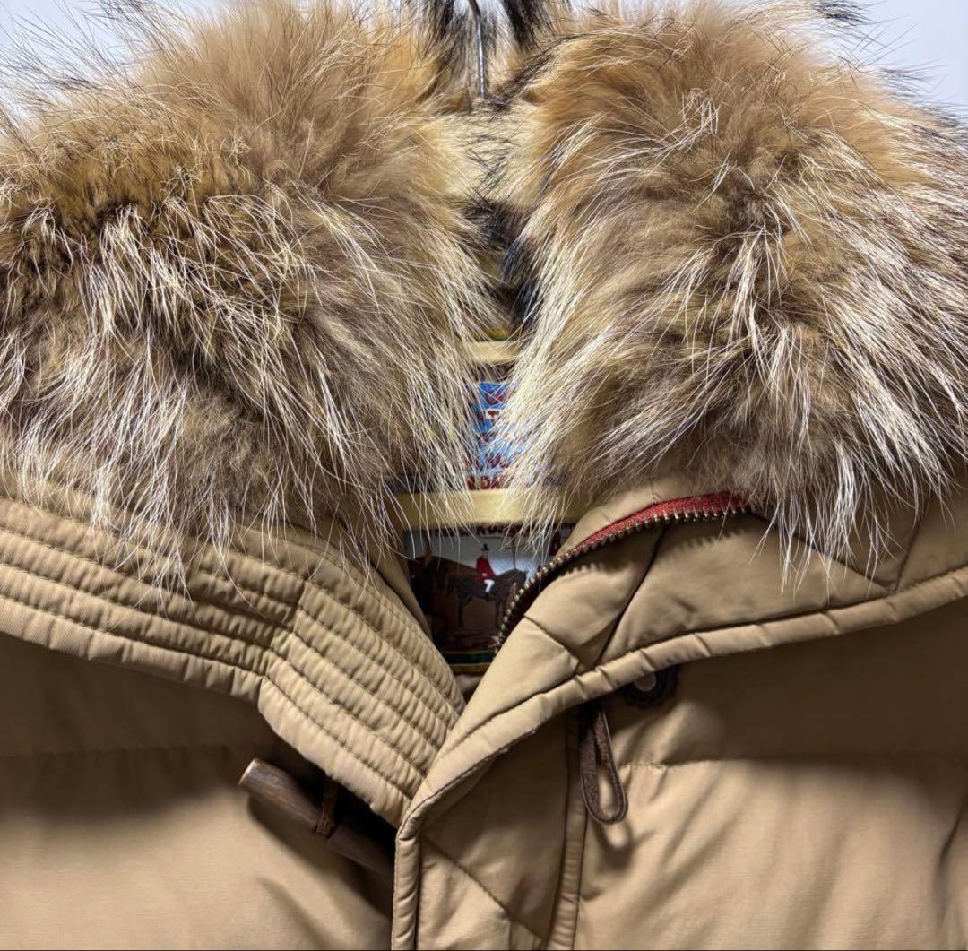 DSQUARED2 ディースクエアード　ファー付きベージュダウンジャケット