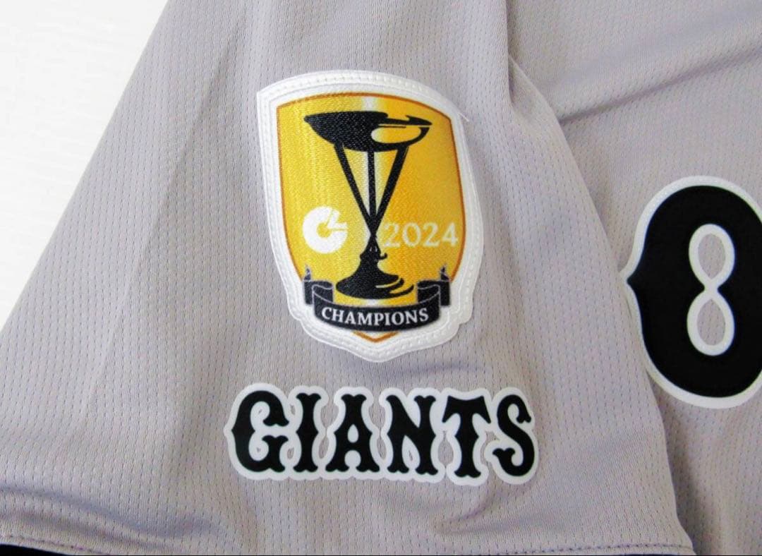 美品未着用　巨人読売ジャイアンツ 阿部慎之助ビジターユニフォームXL