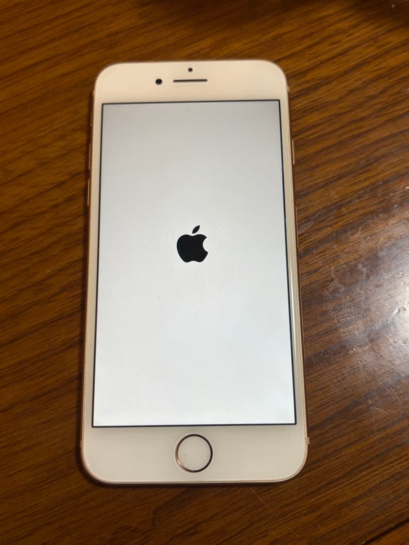 iPhone 8 ピンクゴールド本体　64GB 最大容量85% 傷なし