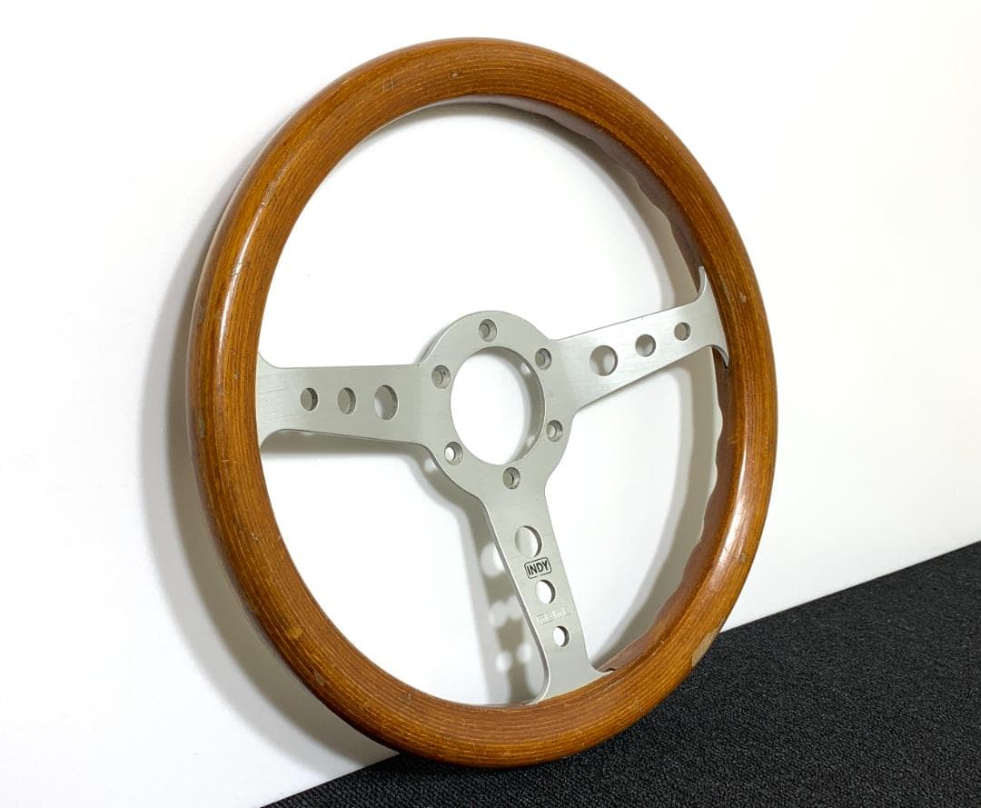 送料無料・即日発送 モモ インディ ウッド ステアリング 32Φ 当時物 レトロ