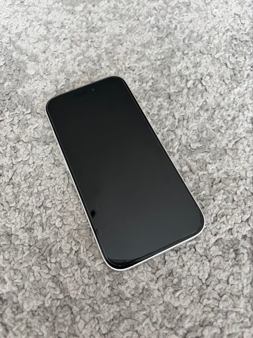 Apple iPhone16本体 ホワイト