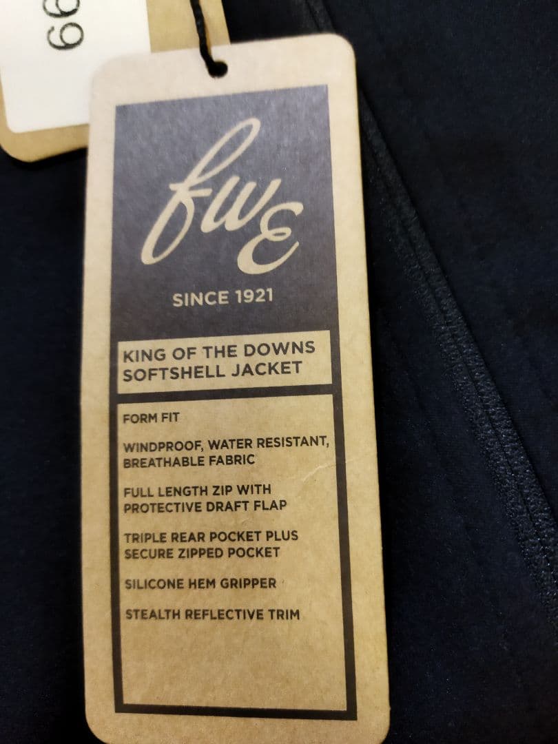 fwe ソフトシェルジャケット