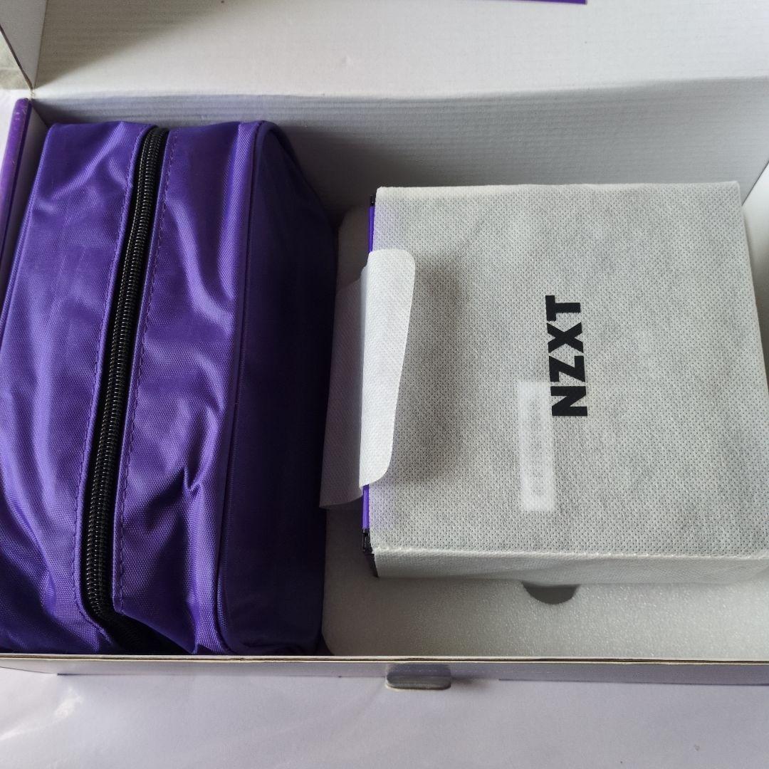 NZXT C1000 GOLD ATX PSU 1000W　12VHPWR 付き