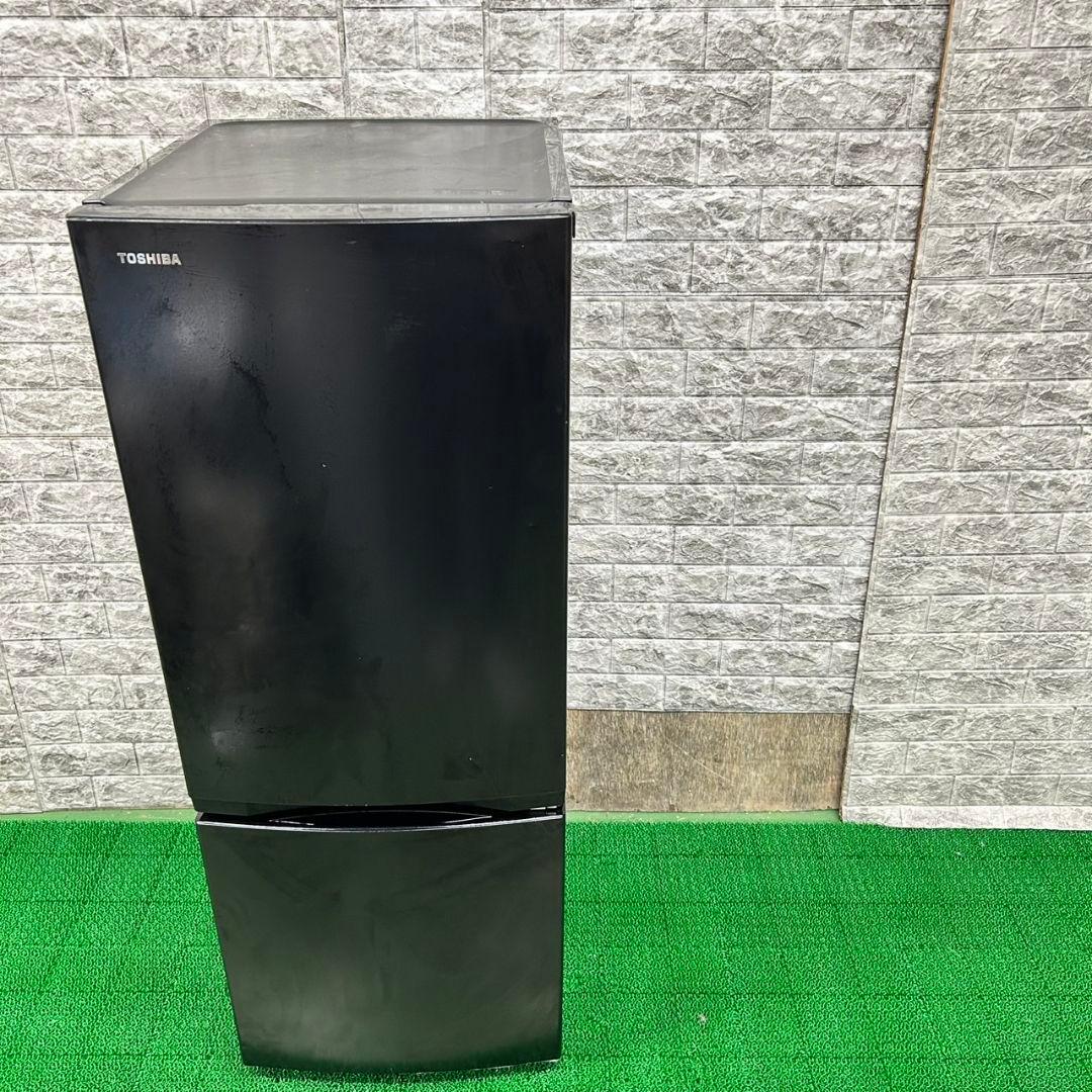 180 冷蔵庫　小型　2022年製　洗濯機も有　一人暮らし　右開き　格安　保証込