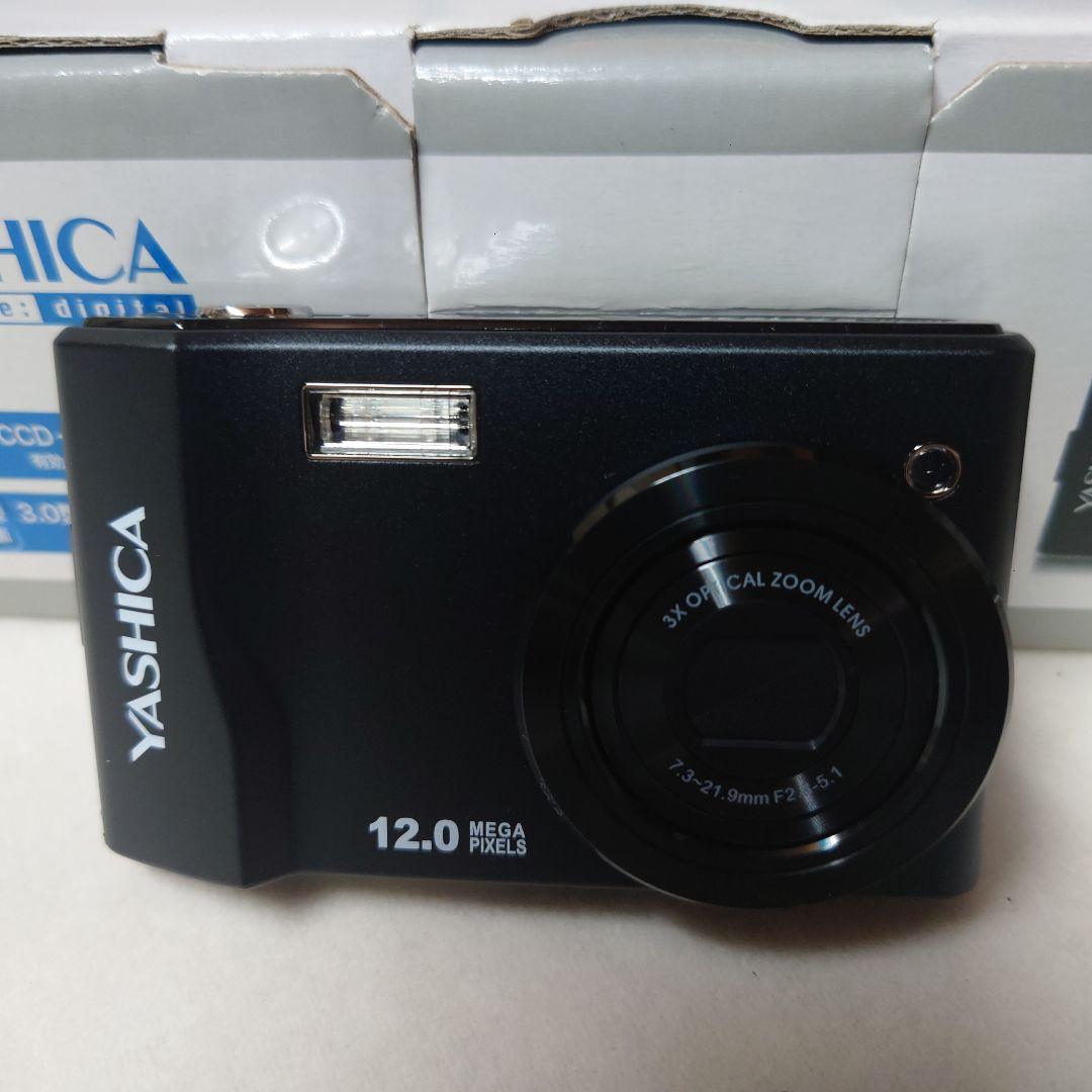 YASHICA EZ F1231 12.0メガピクセル デジタルカメラ