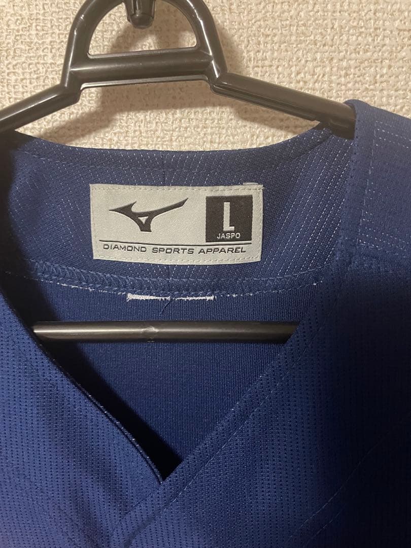 広島カープ　鈴木誠也　サイン付きユニフォーム