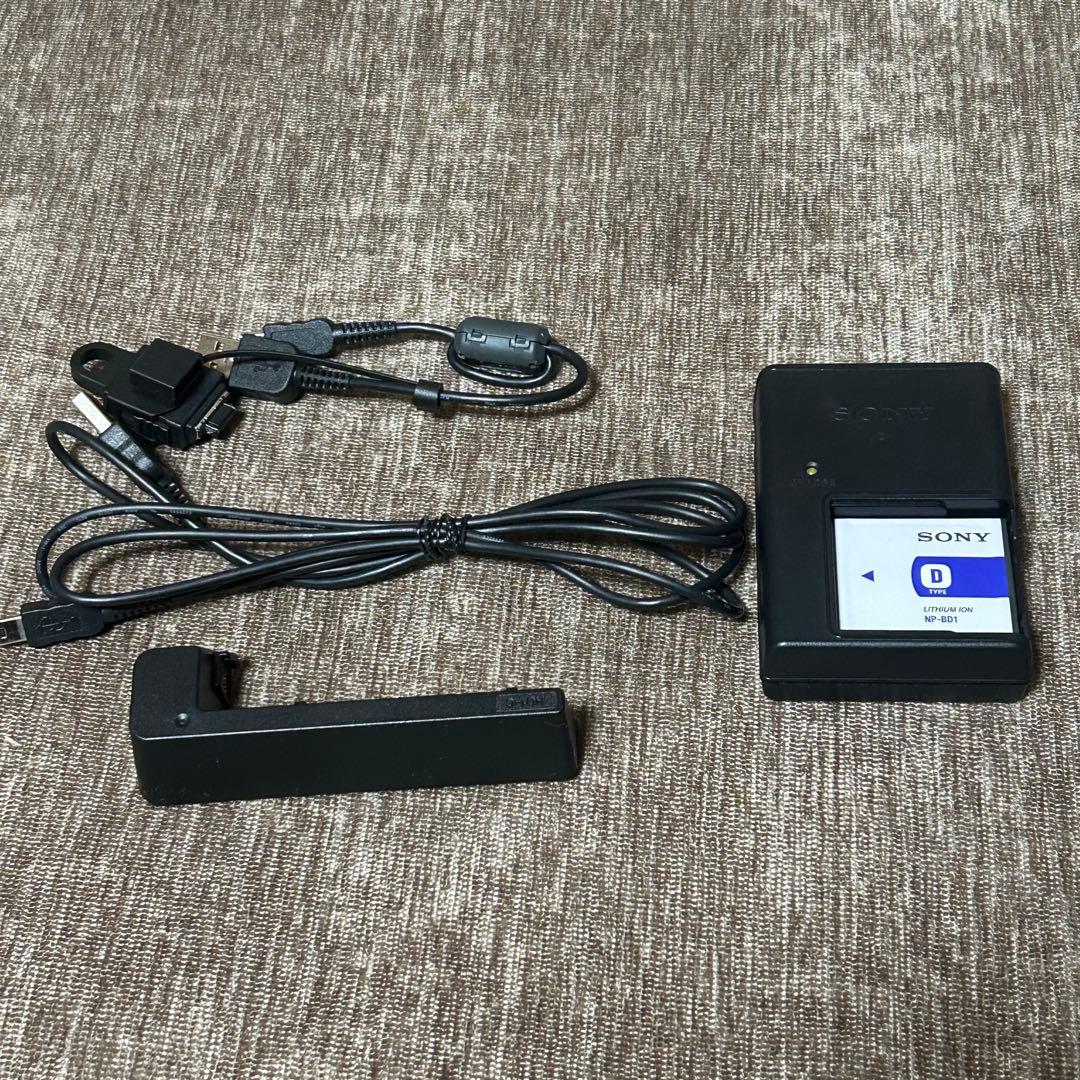 完動美品　箱・付属品付き　SONY DSC-T2 サイバーショット ブラック