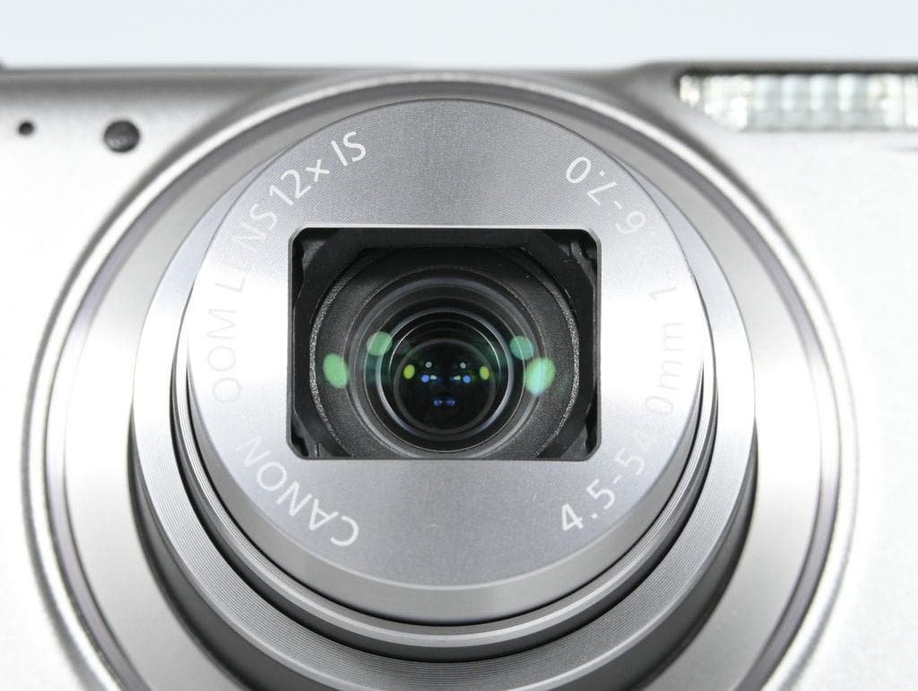 【ほぼ新品】 キヤノン　Canon IXY 650 シルバー