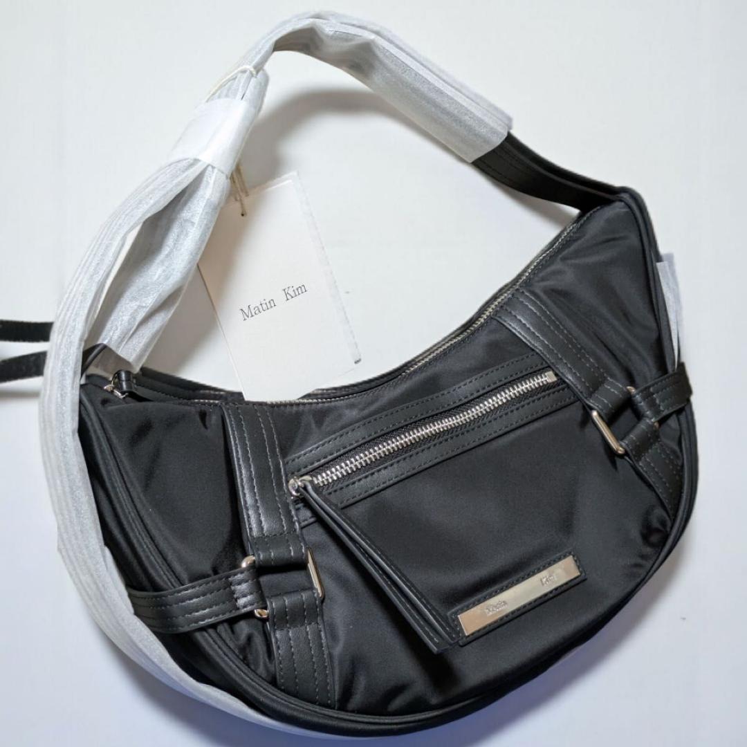 Matin Kim ブラック ショルダーバッグ ハンドバッグ 肩掛け 黒