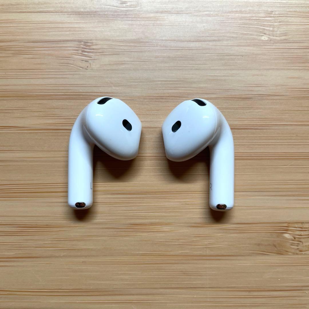 使用回数1回!国内正規店購入 Apple AirPod4 本体 ＋ クリアケース