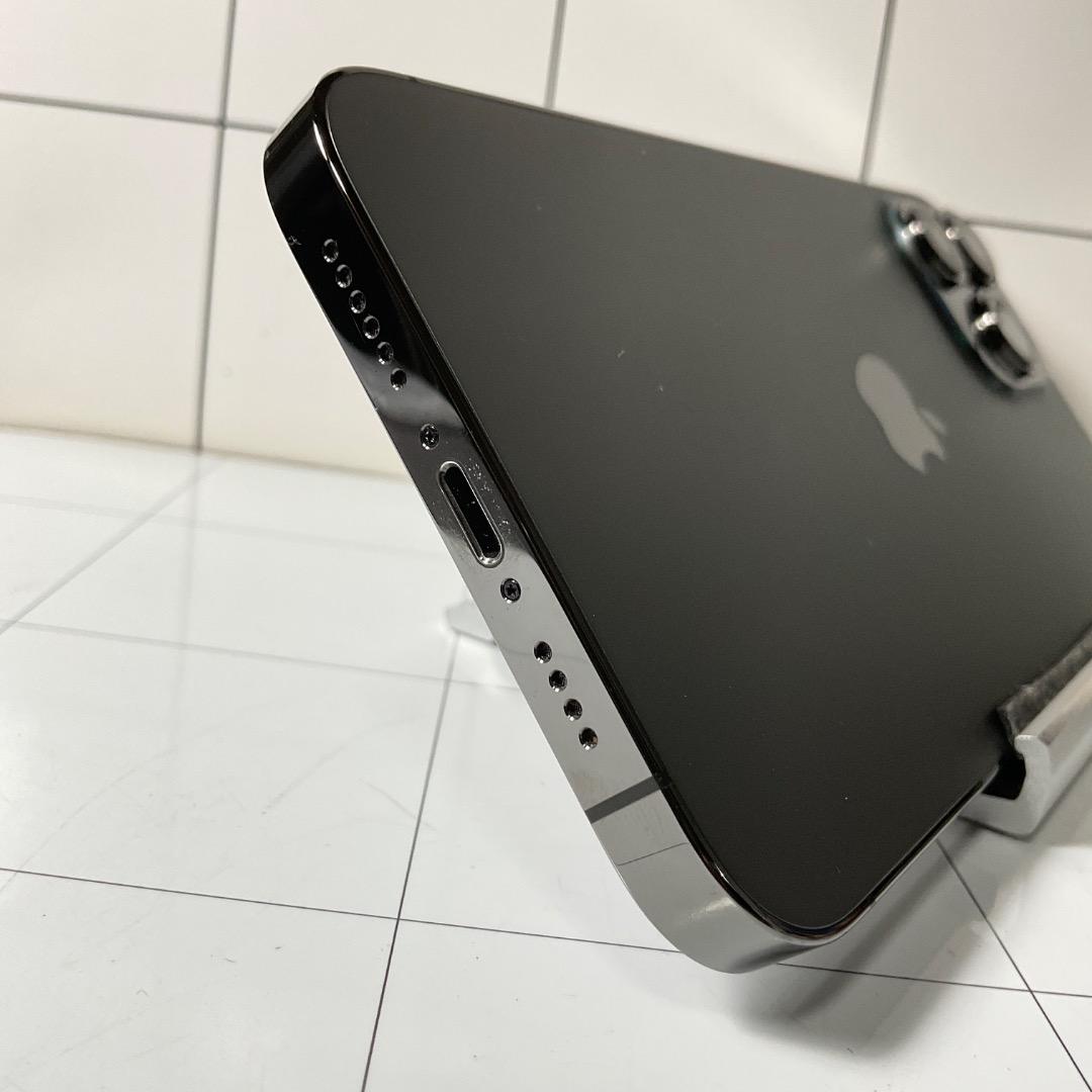 お奨め品iPhone13ProMax　128GB SIMフリーバッテリー100％