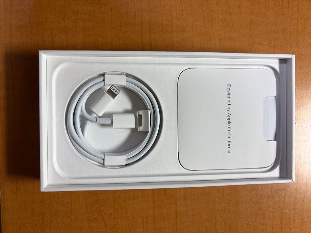 Apple iPhone 13 スターライト 本体 128GB 箱付き