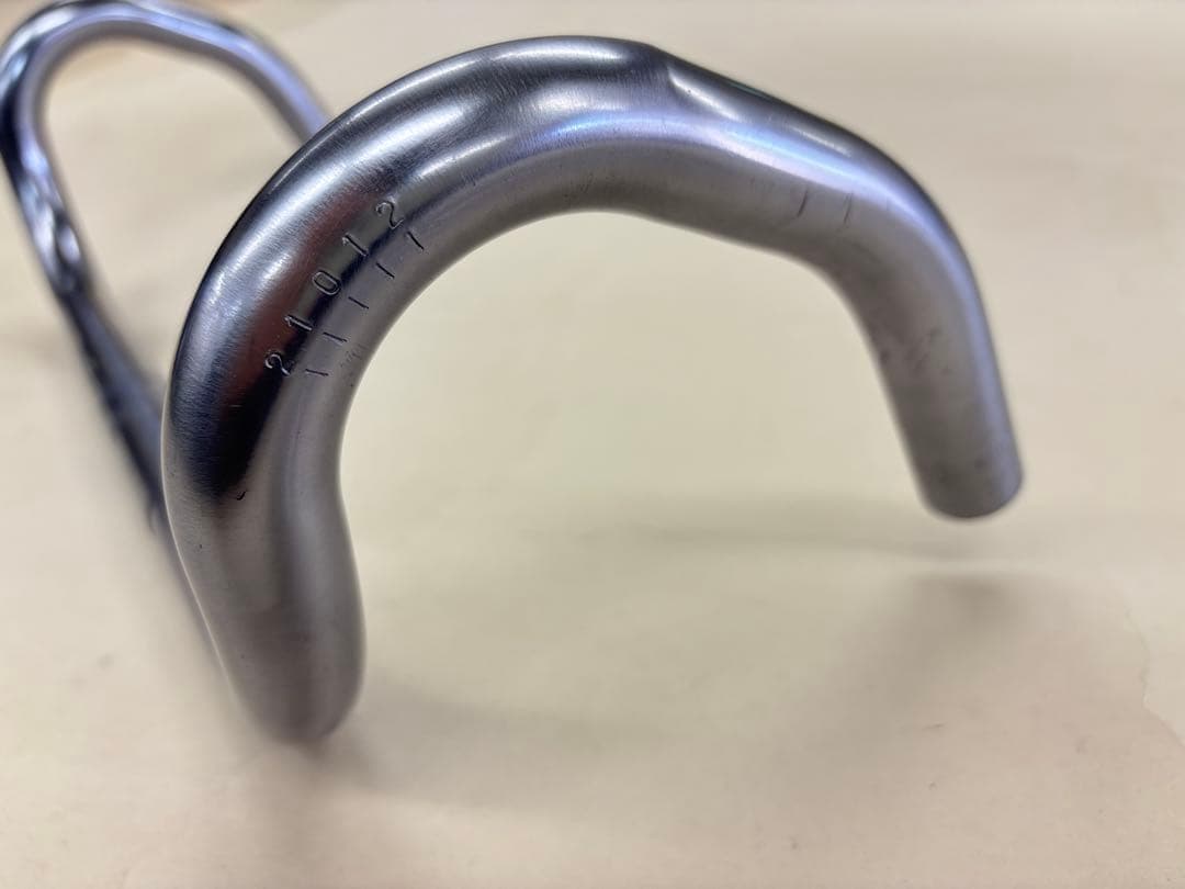 297 【新品・完成車取外し品】 SR サカエ　MODOLO　ANATOMIC