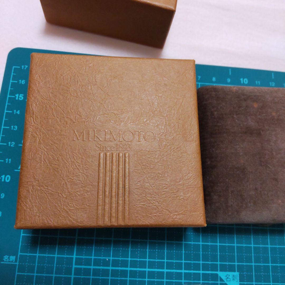 ミキモト ブローチ リーフデザイン