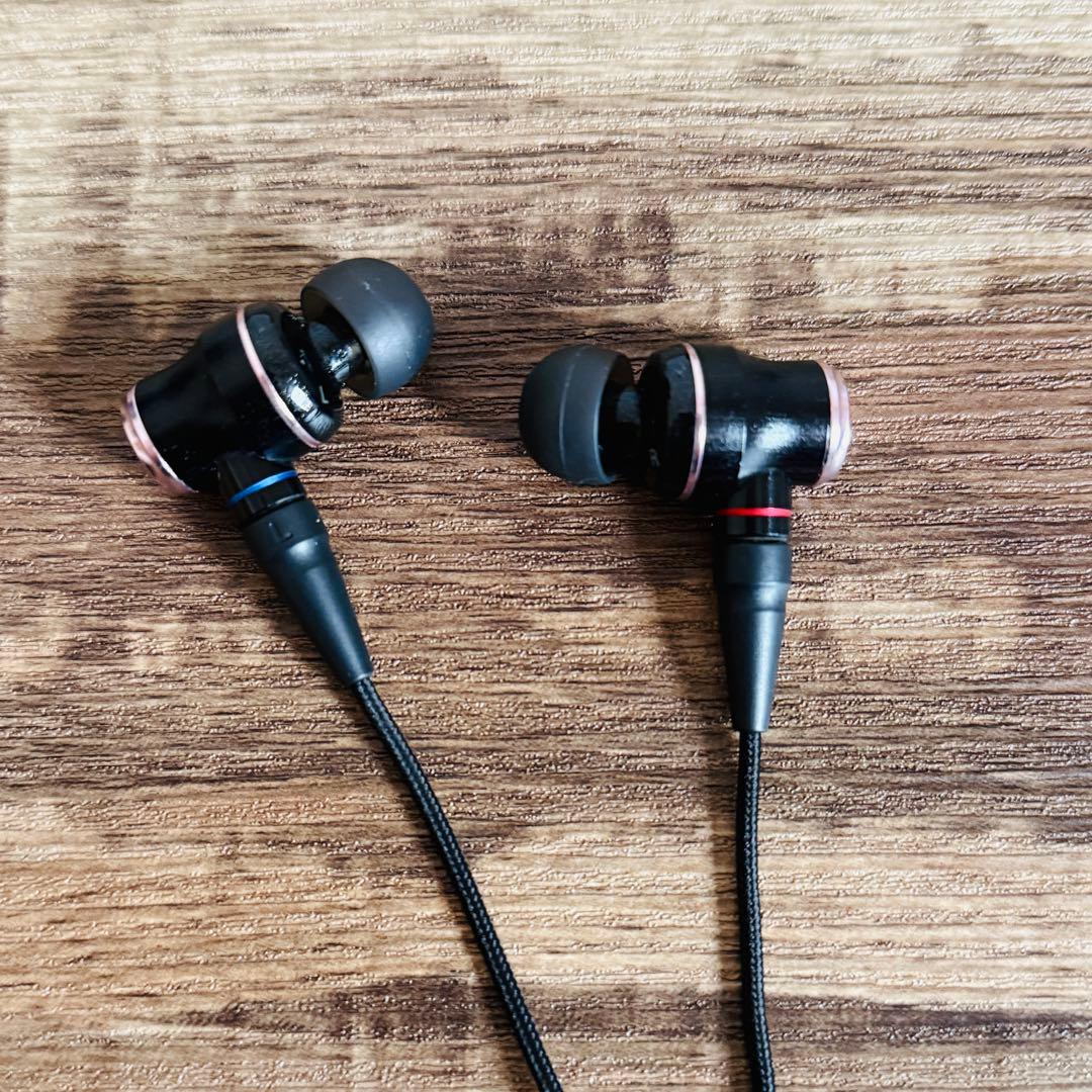 迅速発送！高級高音質リケーブルイヤホンJVC CLASS-S HA-FW01