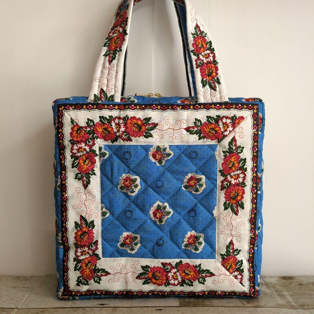 スクエアバッグ　ショルダーバッグ　ハンドメイド