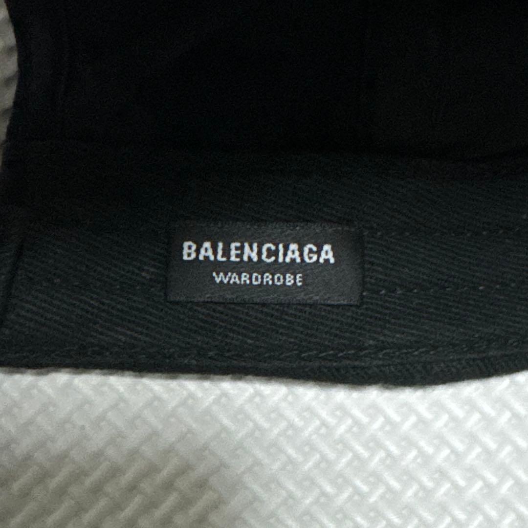 BALENCIAGA 黒キャップ L