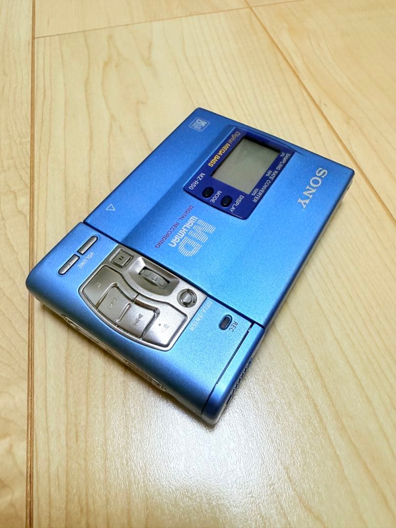 ポータブルプレーヤー sony MD Walkman MZ-R50. used