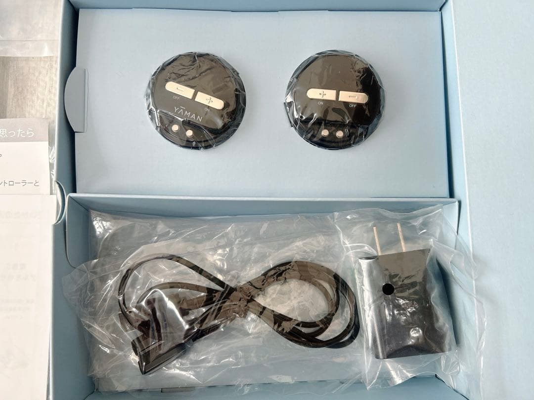 リフトアップ ヤーマン メディリフトプラス 顔用EMS たるみ 小顔