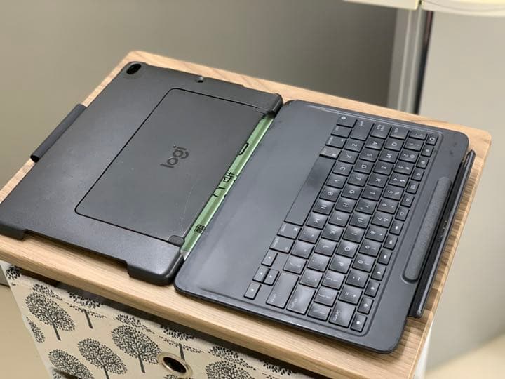 iPad Pro 10.5インチ　スマートキーボードApple Pencil付き