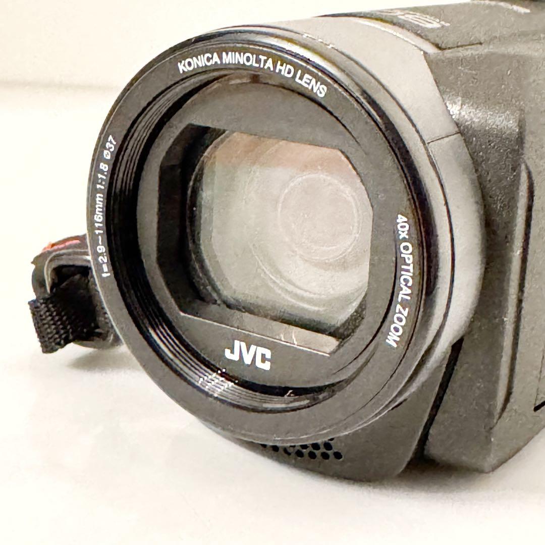 【美品】　JVCビデオカメラ　EverioR GZ-R75K-B