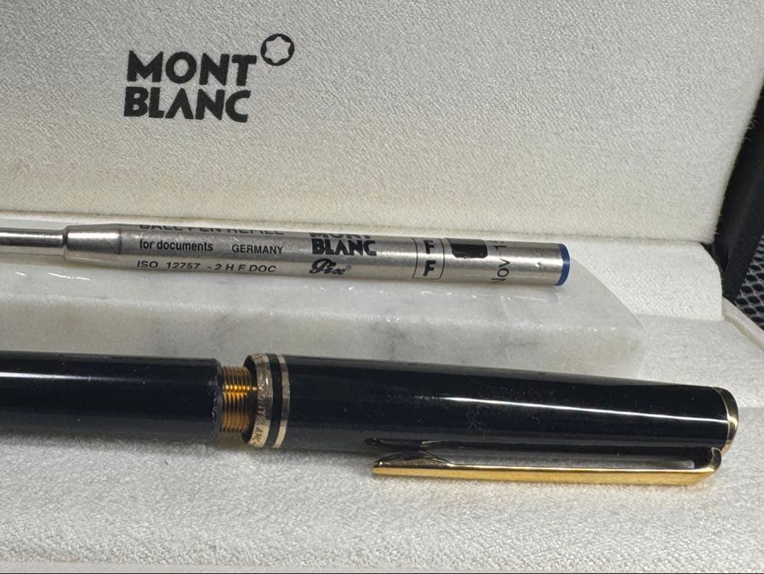 【極美品】モンブラン絶版モデル「CLASSIC」ボールペン　ブラック