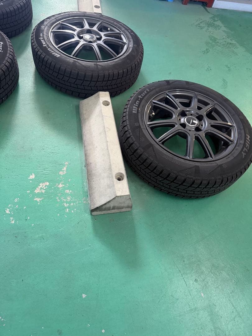 スタッドレスタイヤ+ホイール4本セットEMBELY HIFLY