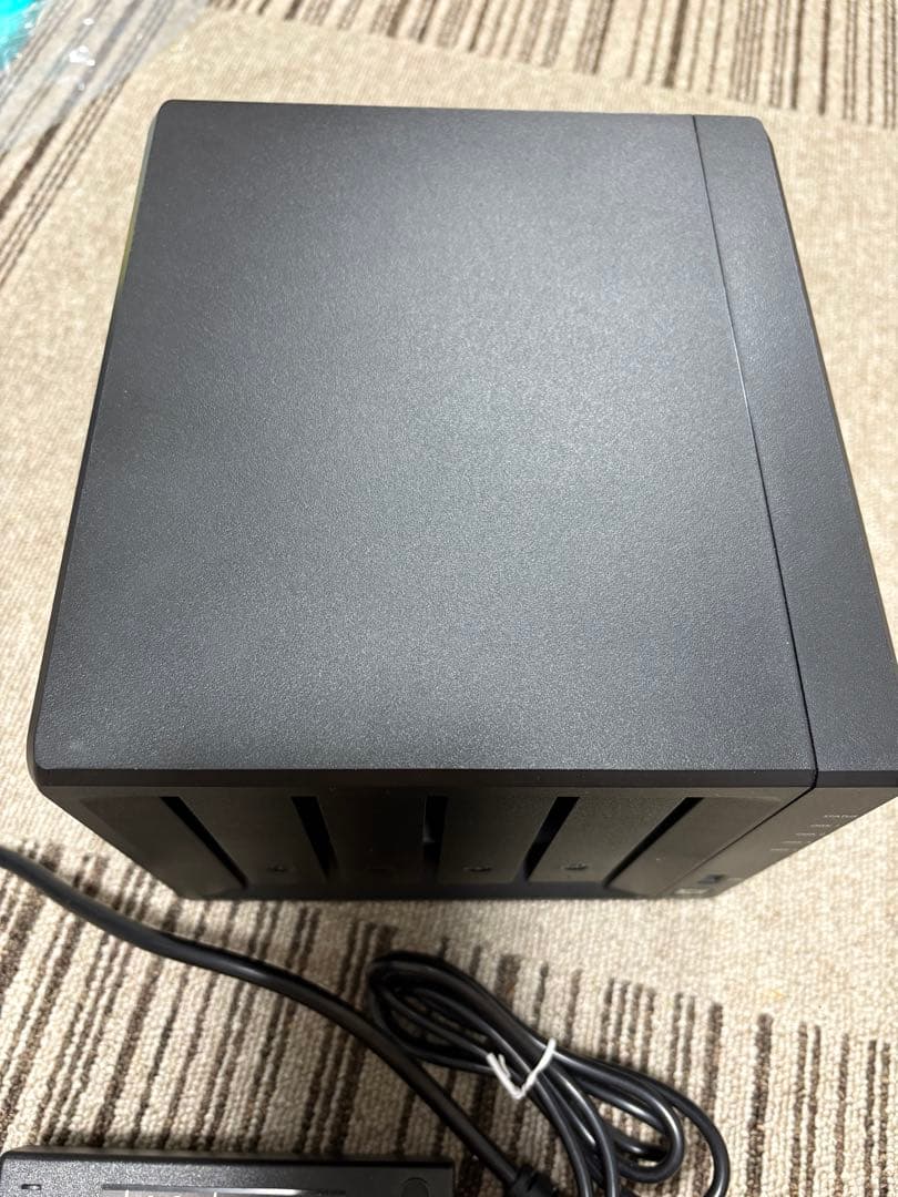 Synology NAS DS918+ 4ベイ ブラック