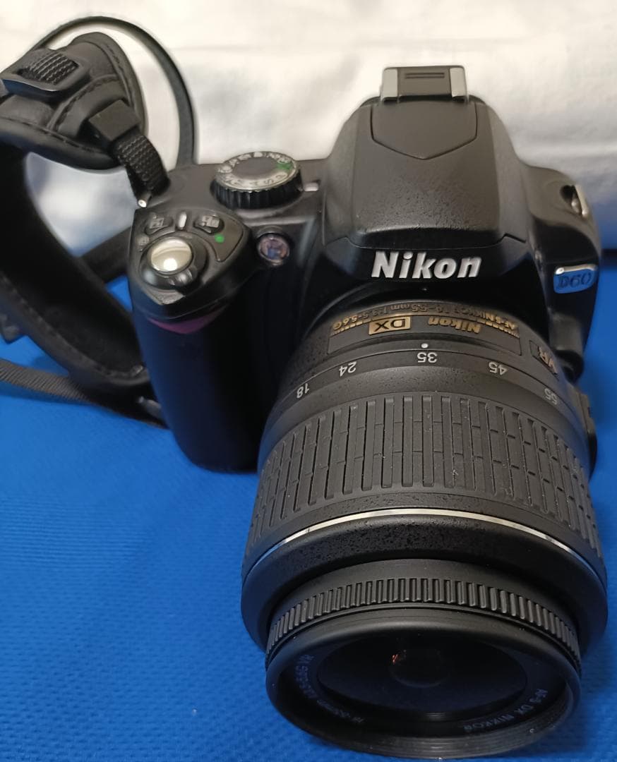 新同! nikon D60 デジタルフルセット ショット数959枚 AZより安い