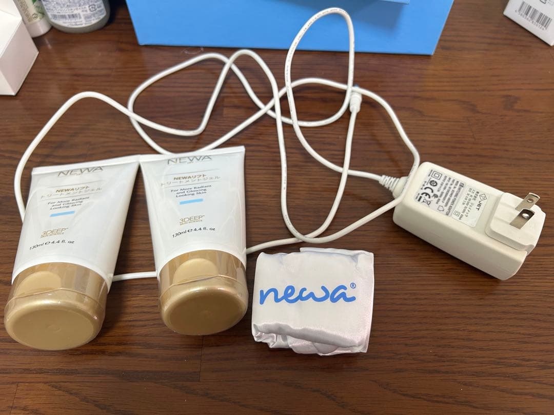 NEWA Lift ニューワリフト　リフトアップ美顔器　ジェル付き