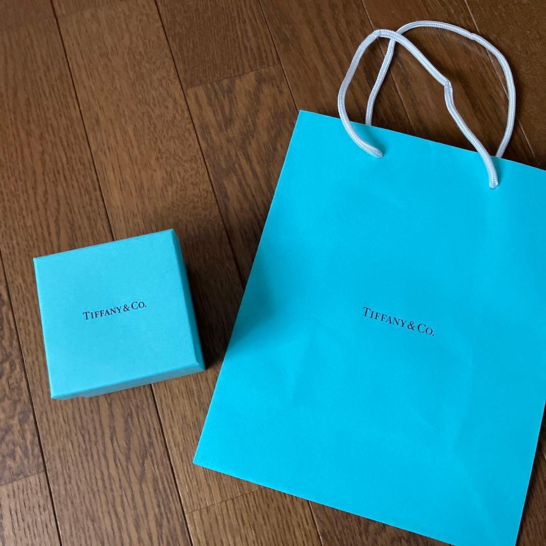 【新品未使用】Tiffany & Co. ギフトボックス型小物入れ