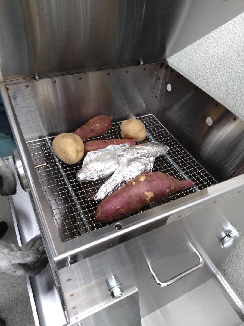 ネット専売品　焼き芋機器 　炭火式　イベント　49800円　軽トラ　学園文化祭り